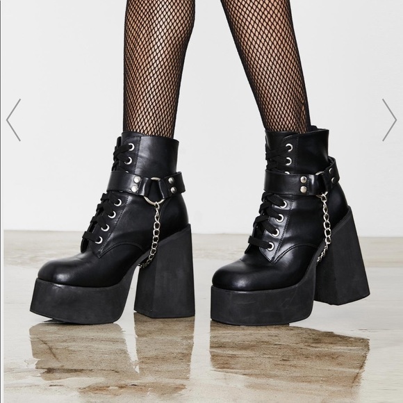 Dolls Kill Shoes - Missing Link Platform Boots